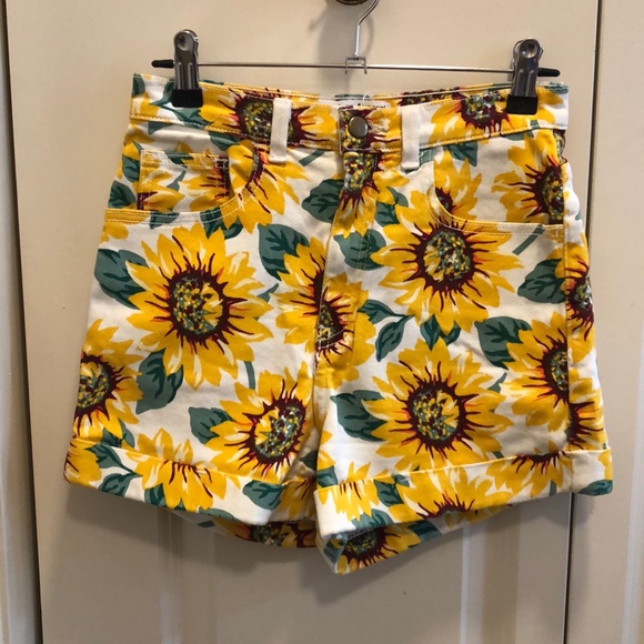 High waisted sunflower shorts - Picture 2 of 2